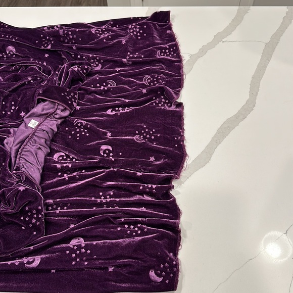 Halloween “Spirit” Adult Velvet Celestial Robe (Purple) Size: Plus - Picture 6 of 6